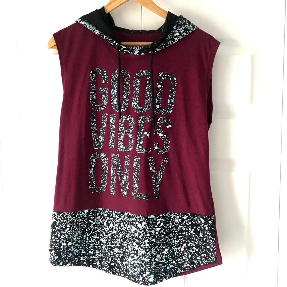‘Good Vibes Only’ Sleeveless Hoodie F1
